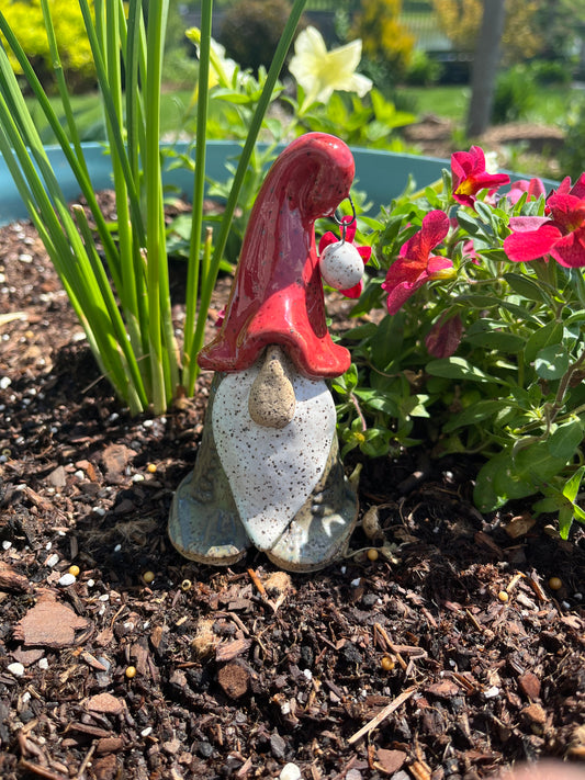 Ceramic Gnome - Green & Red